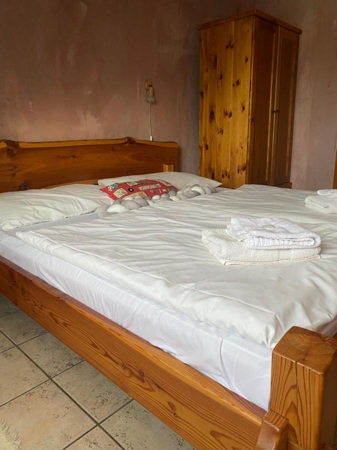 Hostel Caferazy Poprad Luaran gambar