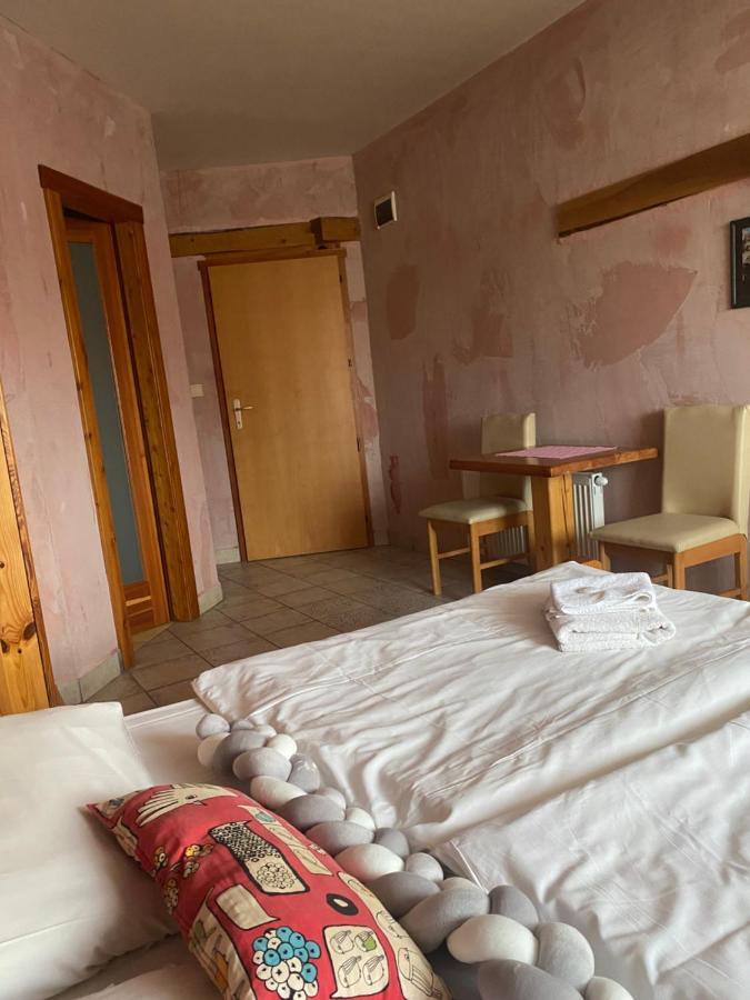 Hostel Caferazy Poprad Luaran gambar