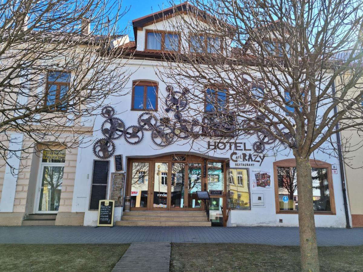 Hostel Caferazy Poprad Luaran gambar